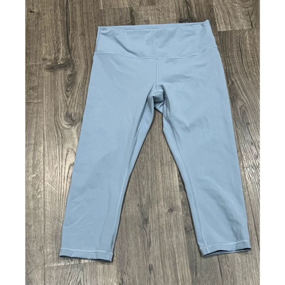 Lululemon Light Blue Cropped Leggings Size 12